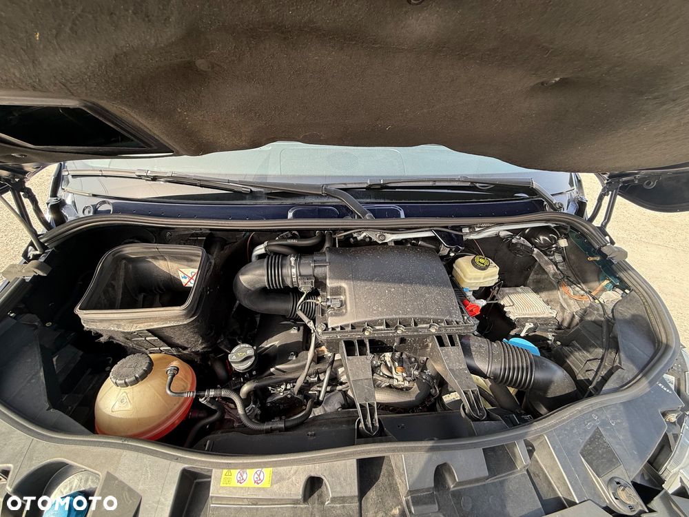 Mercedes-Benz Sprinter 319 - 6