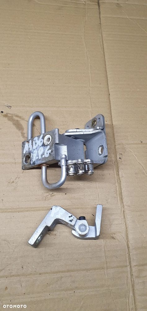 Zawias zawiasy drzwi prawy przód para Audi A4 B6 8E0831412B - 1