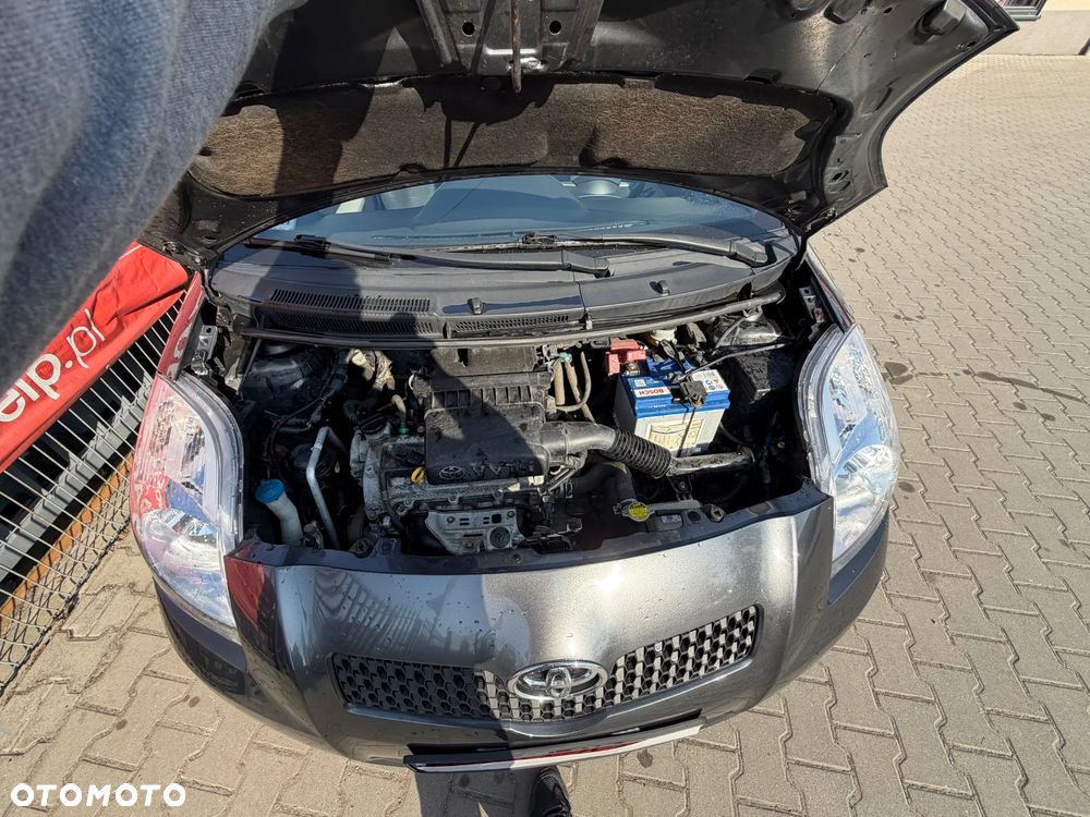 Toyota Yaris 1.3 Sol MM - 15