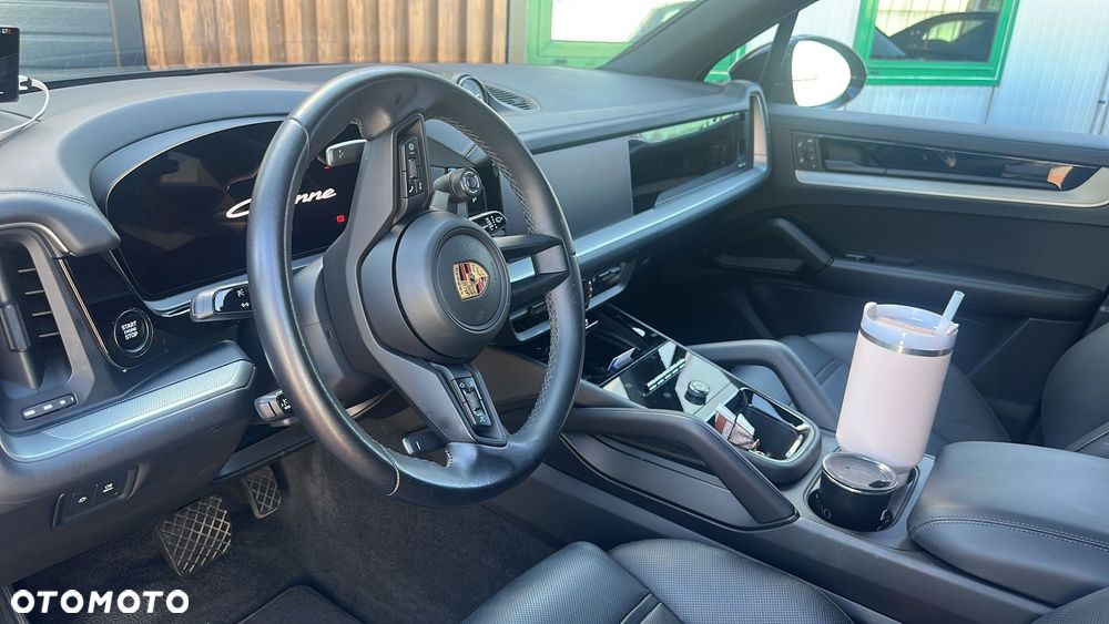 Porsche Cayenne - 11