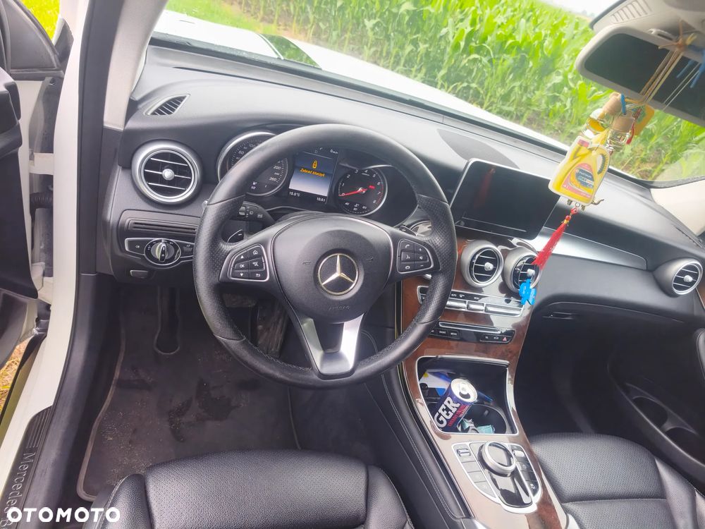 Mercedes-Benz GLC 300 4Matic 9G-TRONIC - 15