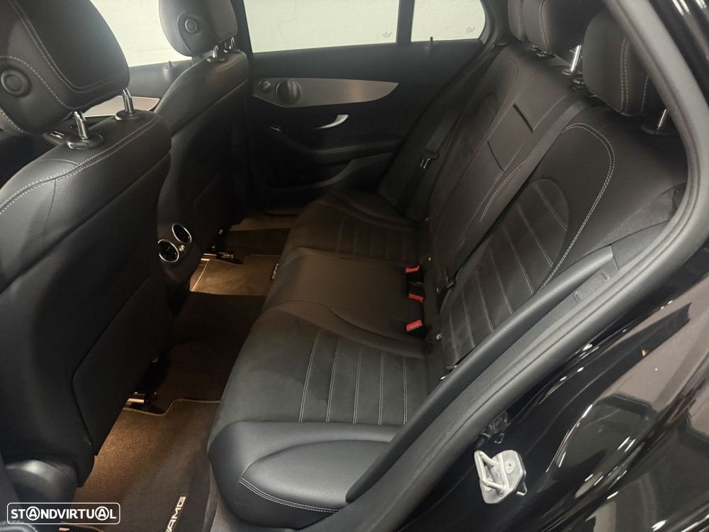 Mercedes-Benz C 300 de AMG Line - 17