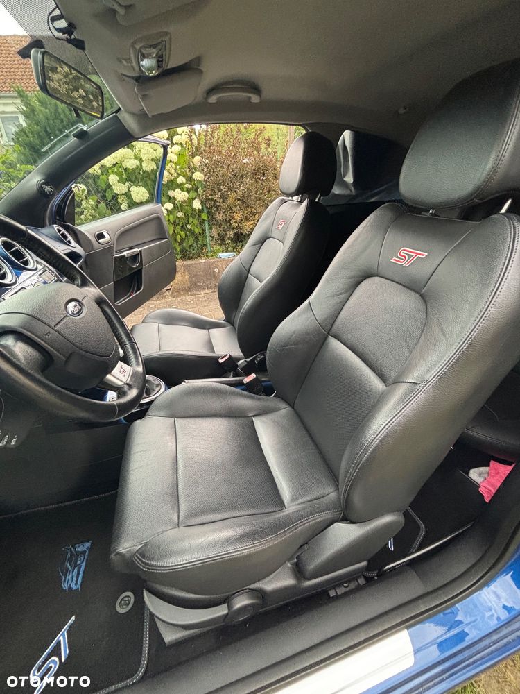 Ford Fiesta - 9
