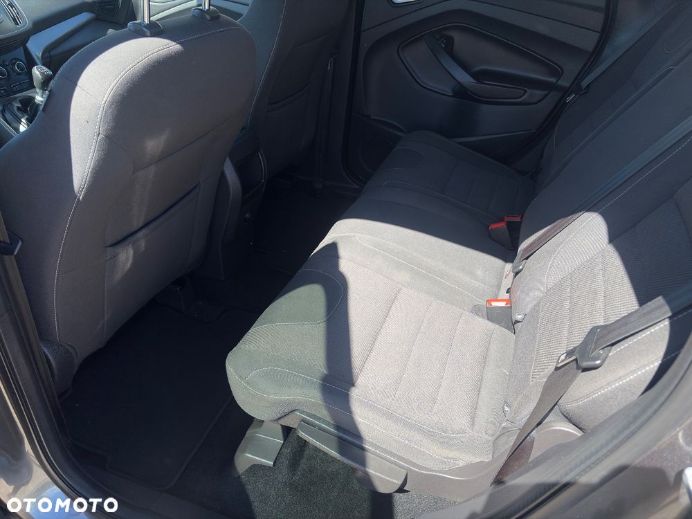Ford Kuga 2.0 TDCi 2x4 Trend - 13