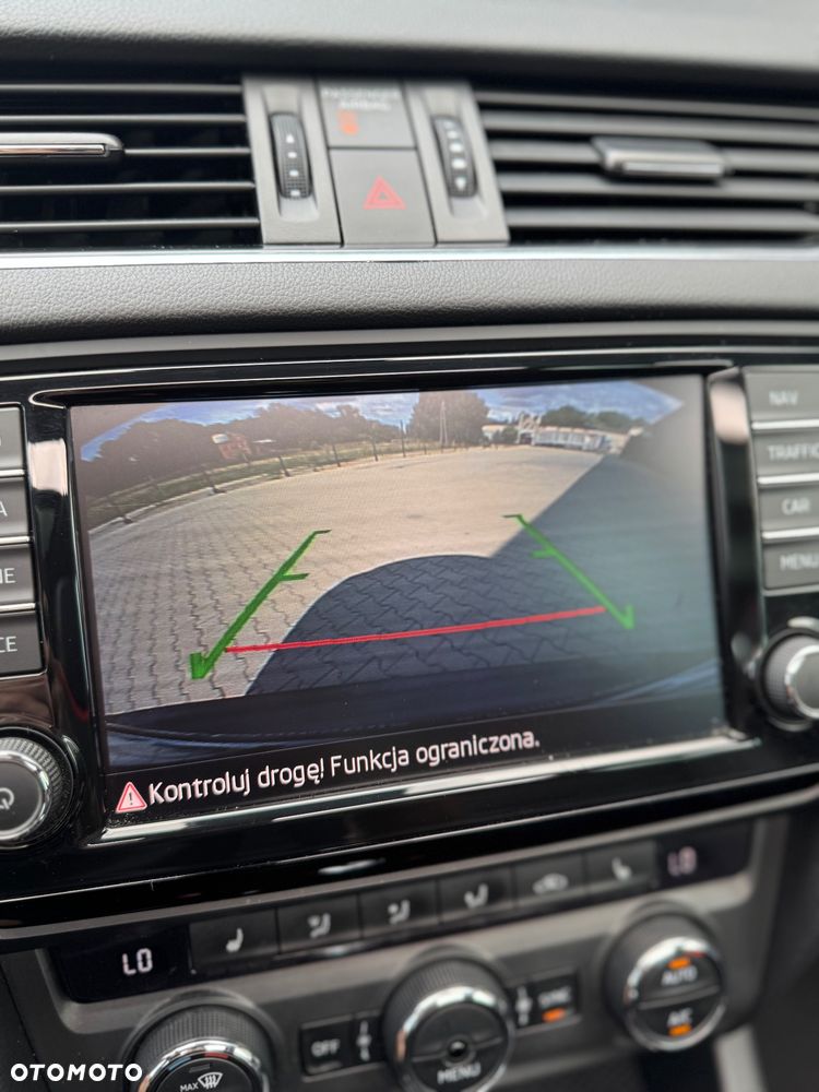 Skoda Octavia 2.0 TDI RS DSG - 29