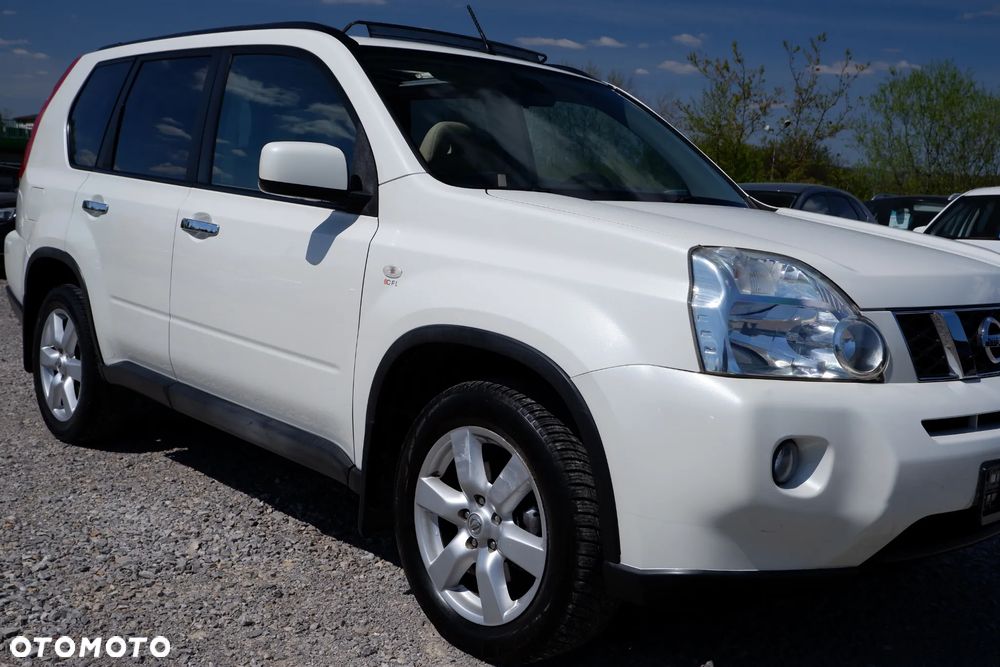 Nissan X-Trail 2.0 dCi 4x4 DPF Automatik Platinum - 2
