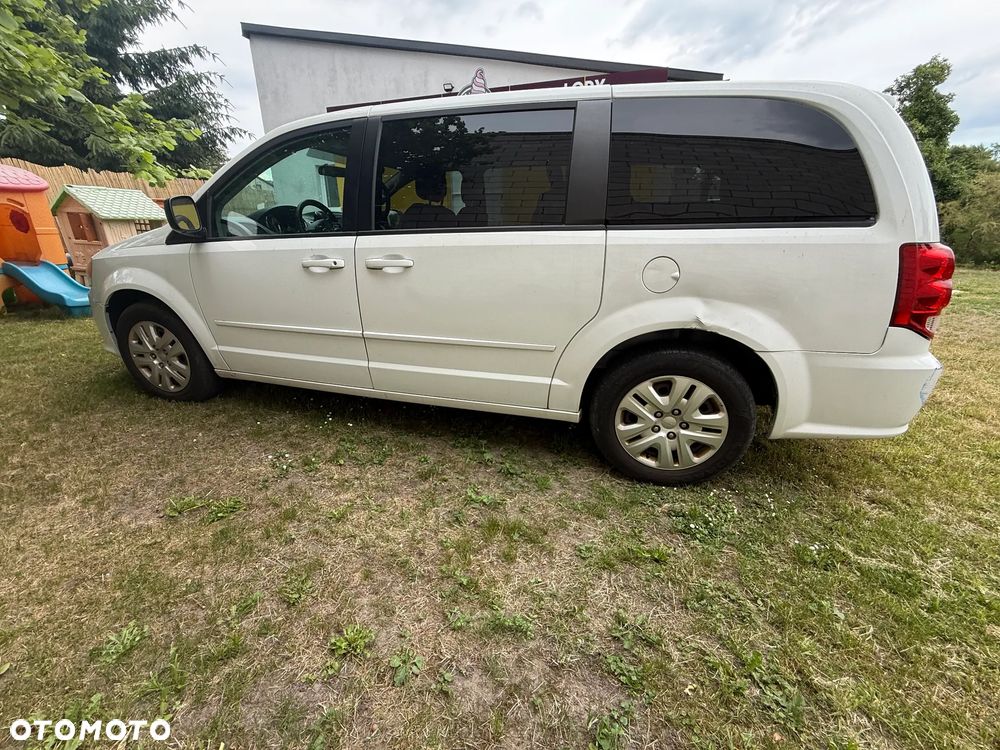Dodge Grand Caravan 3.6 R/T - 8