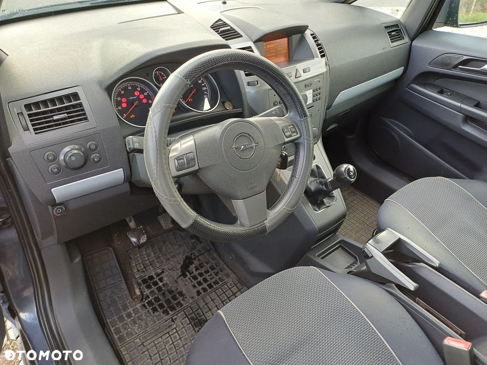 Opel Zafira 1.6 Cosmo - 10