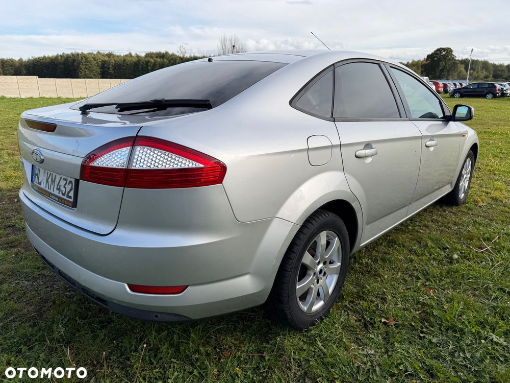 Ford Mondeo - 10