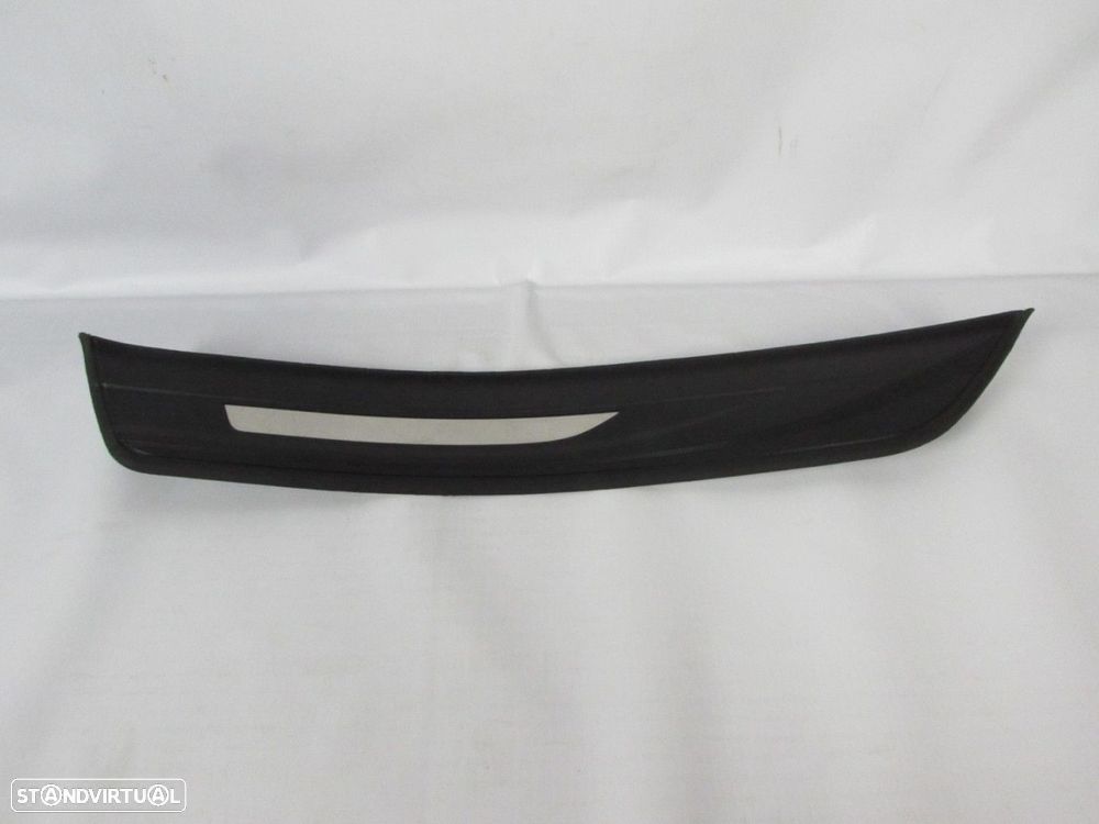 Rodapé da Porta Esquerdo/Trás Seminovo/ Original BMW 5 (F10)/BMW 5 Touring (F11)... - 1