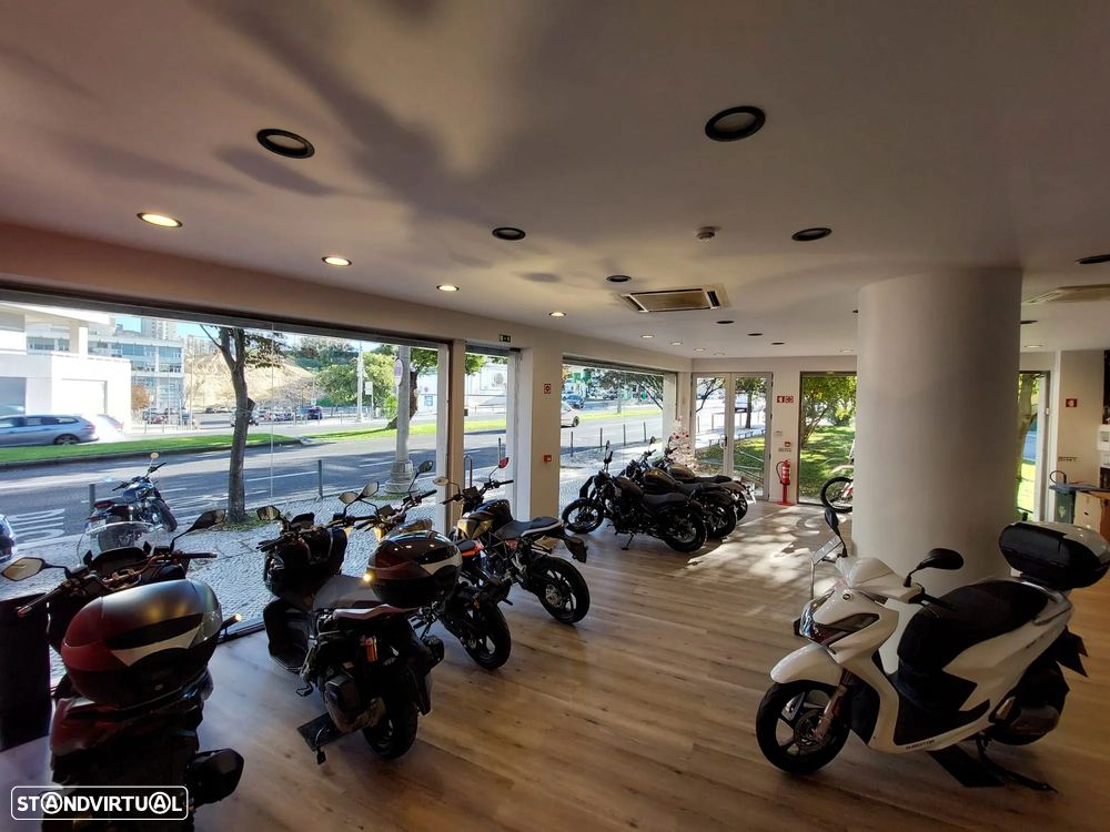 QJ Motor MTX 125 - 4