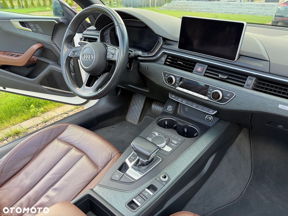 Audi A5 Cabrio - 12
