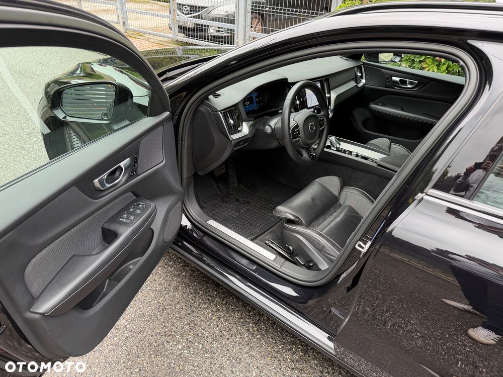 Volvo V60 B4 D Plus Dark - 14
