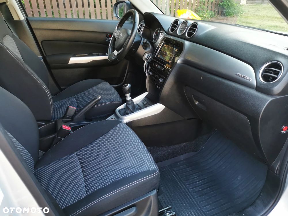 Suzuki Vitara 1.6 DDiS (4x4) Allgrip Comfort - 13