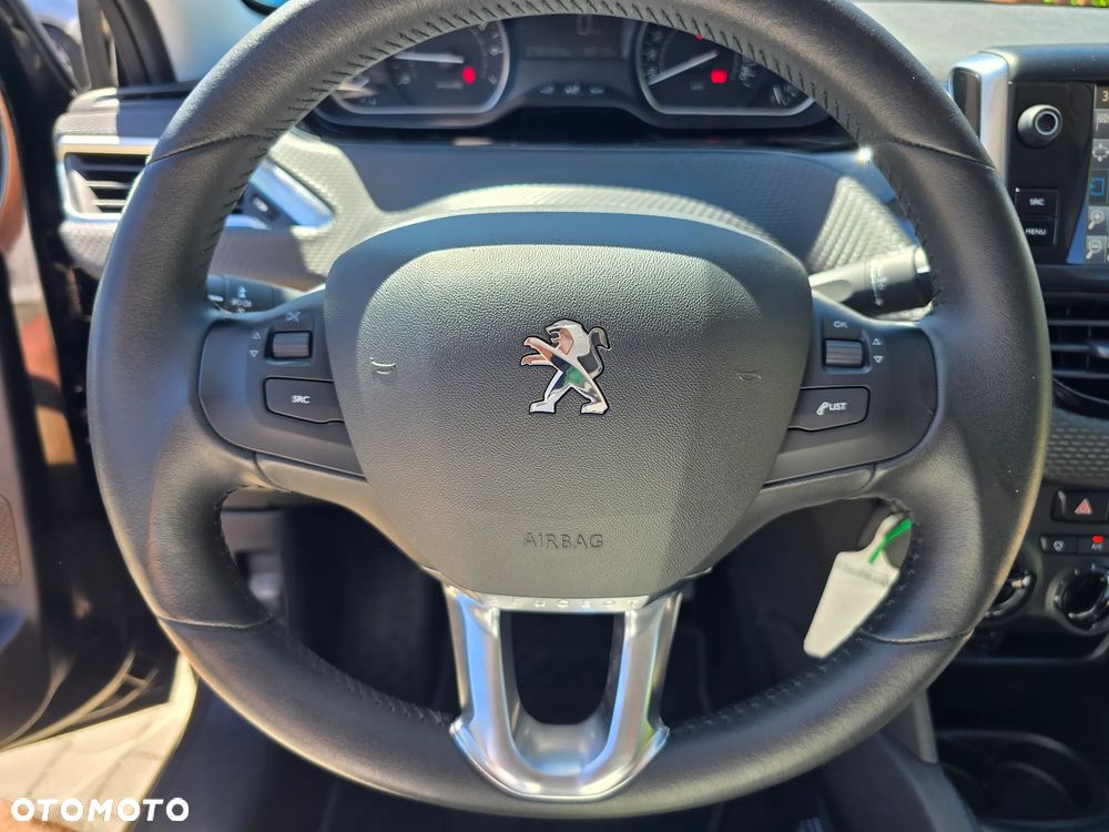 Peugeot 208 - 27