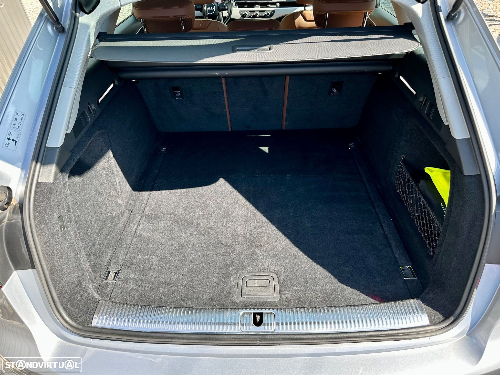Audi A4 Avant 30 TDI Advanced S tronic - 56