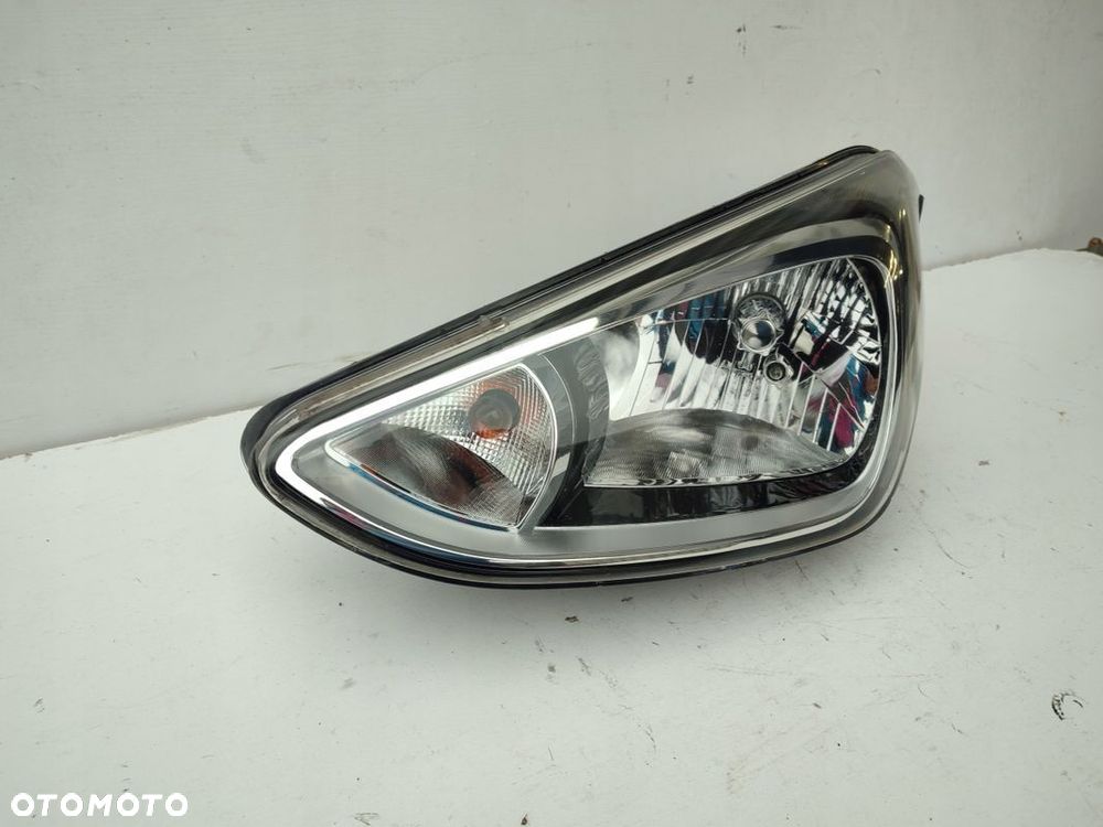 Lampa lewy przód HYUNDAI I10 II EUROPA ORYGINAŁ 76TYS PRZEBIEGU - 4