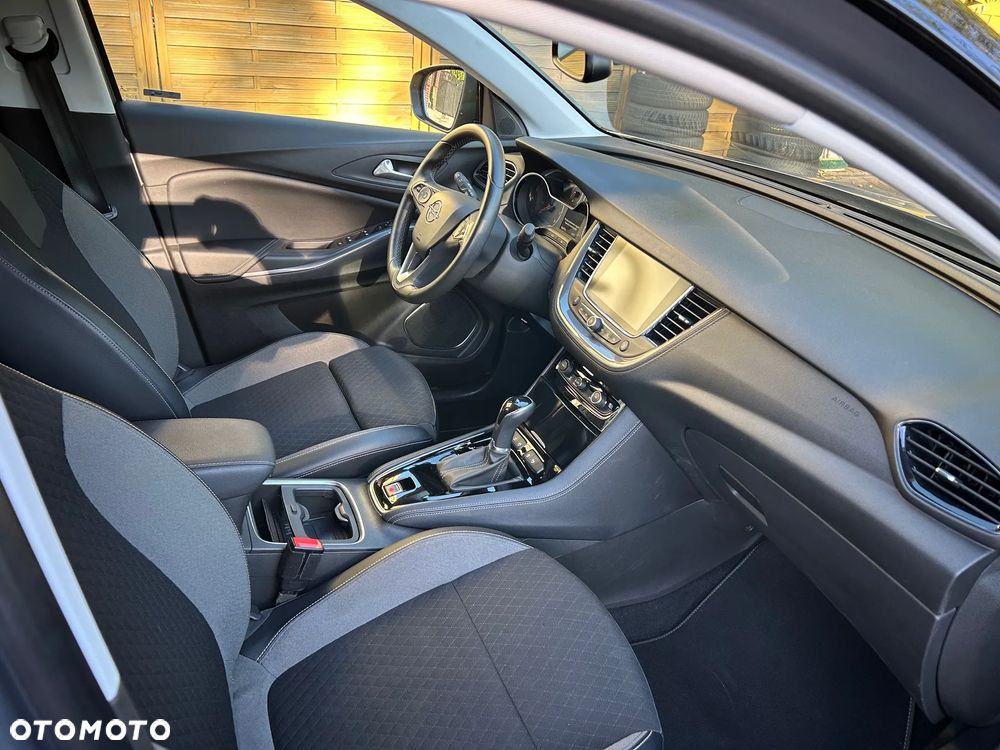 Opel Grandland X 1.2 T GPF Elegance Business Pack S&S - 11