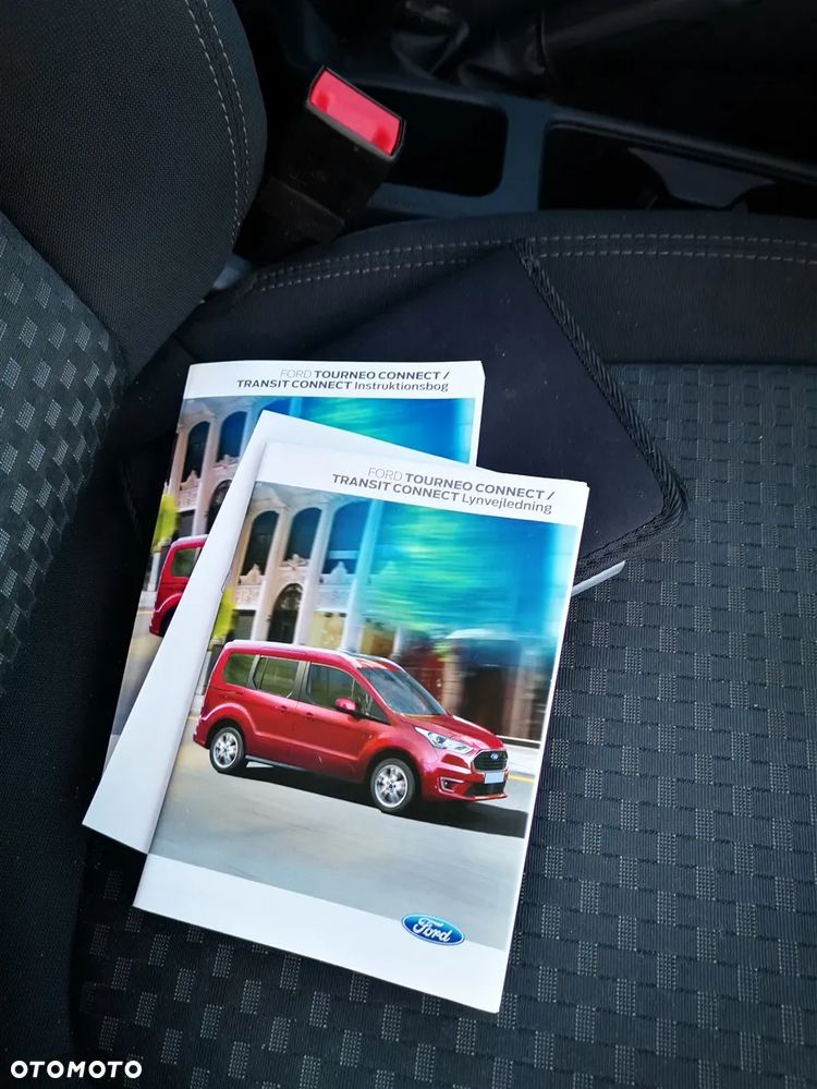 Ford Transit Connect - 17