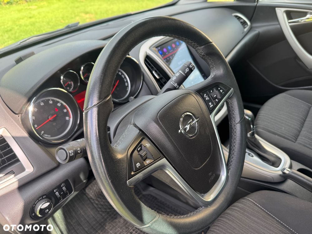 Opel Astra IV 1.6 Cosmo - 14