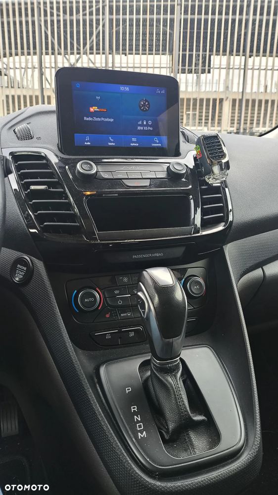 Ford Tourneo Connect - 13