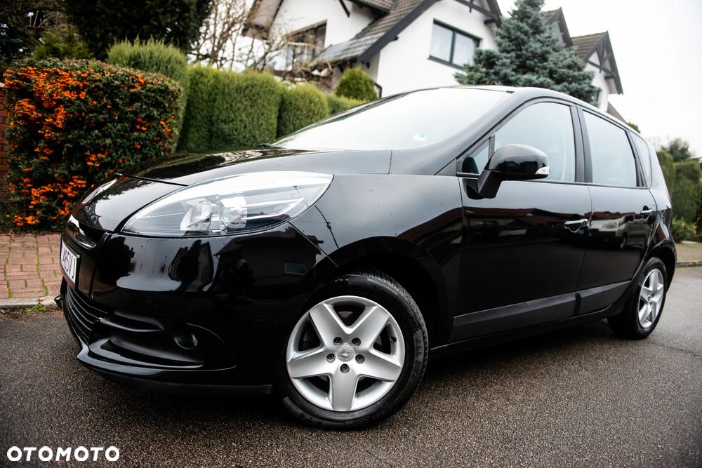 Renault Scenic 1.6 16V 110 TomTom Edition - 1