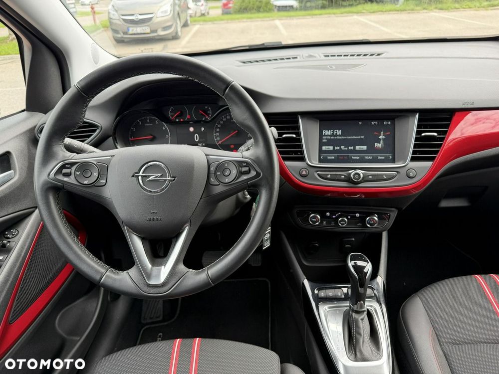 Opel Crossland 1.2 T GS Line - 10