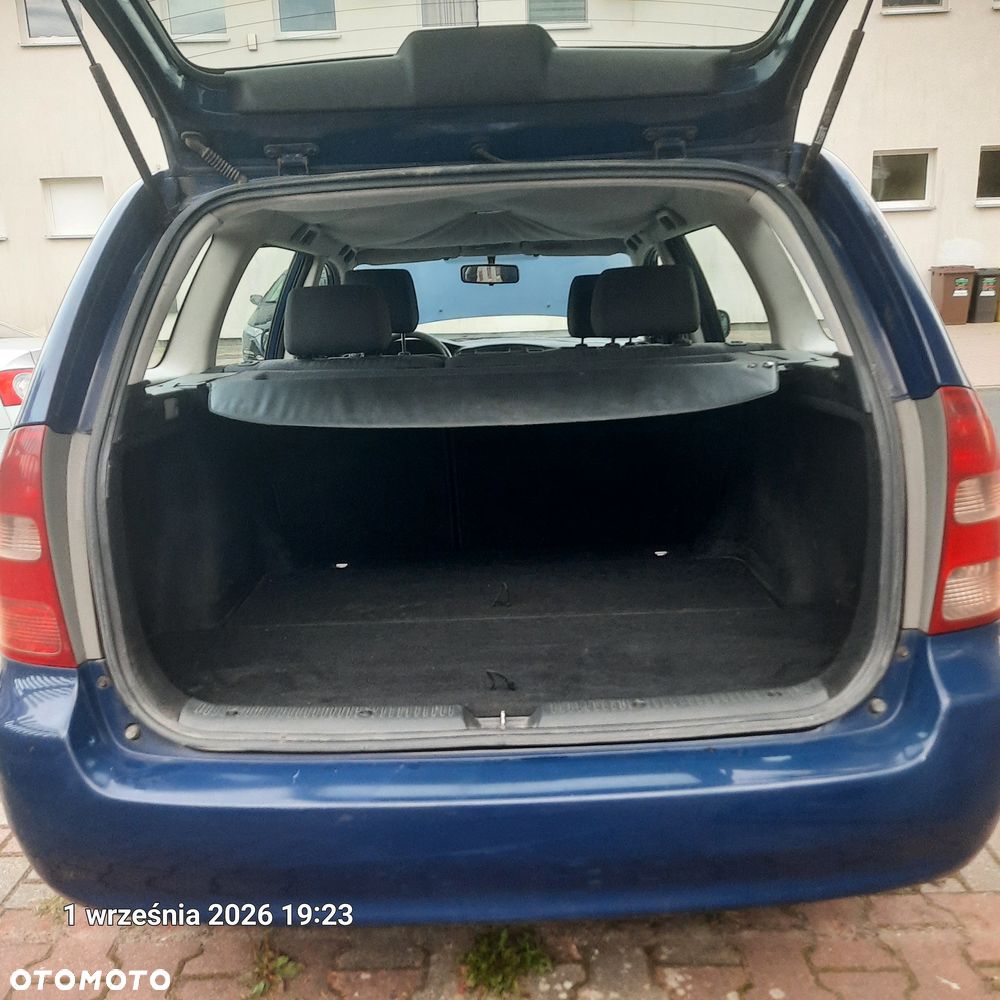 Toyota Corolla 1.4 VVT-i Base - 15