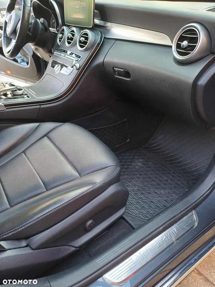 Mercedes-Benz Klasa C 300 7G-TRONIC Exclusive - 10