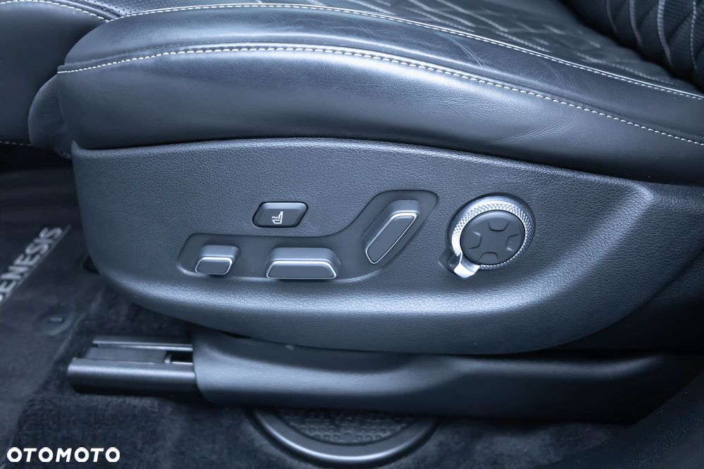 Genesis GV80 3.0 AWD AT8 7-Sitzer Luxury Line - 38