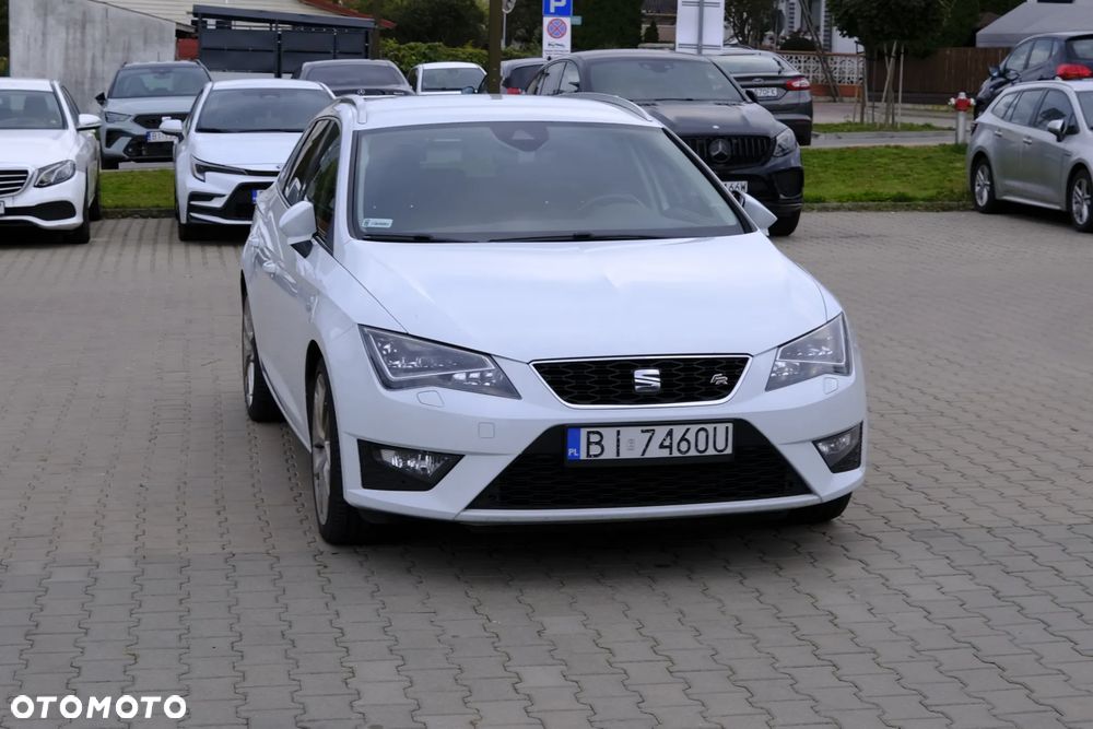 Seat Leon 2015 photo 2