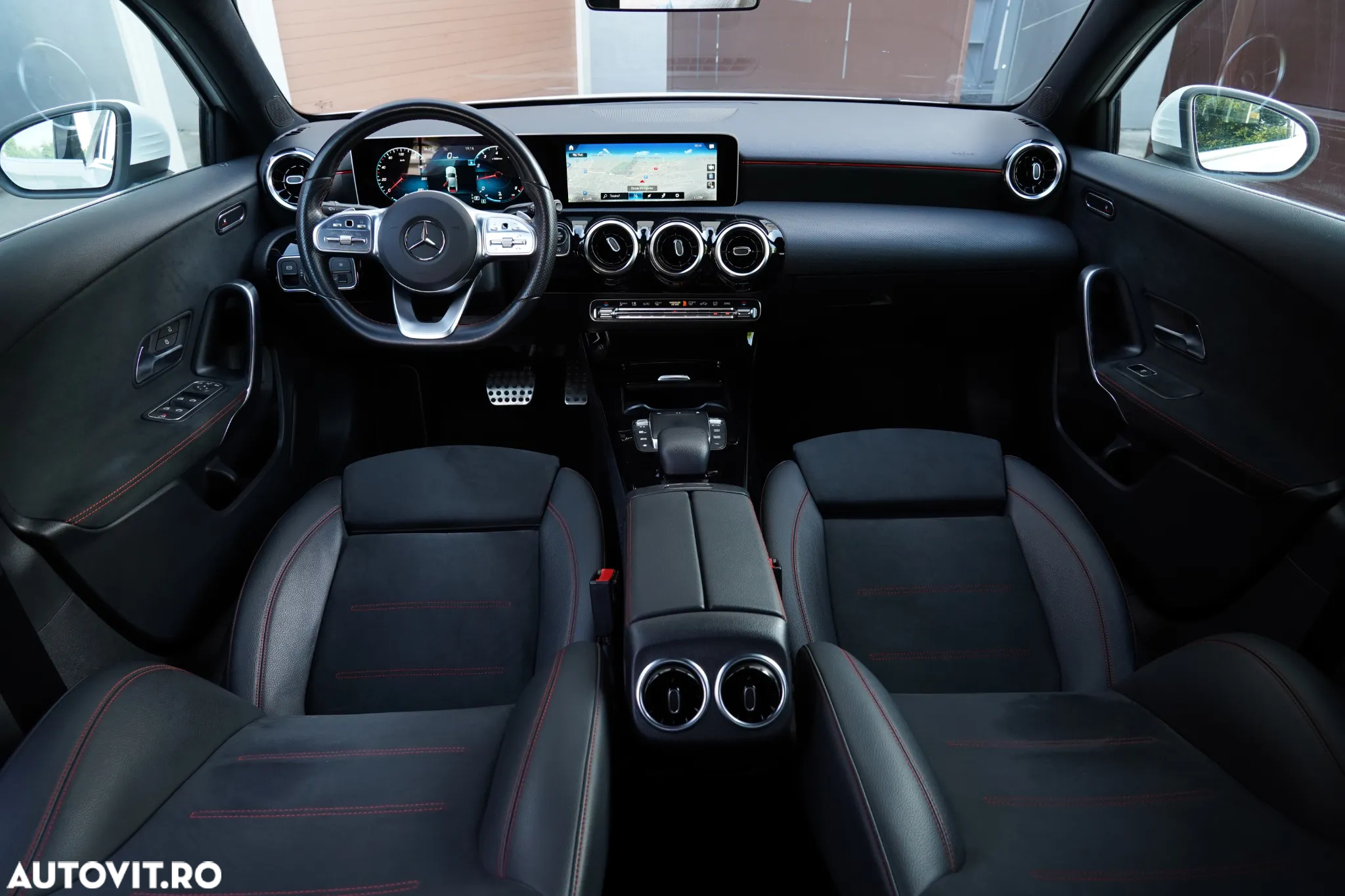 Mercedes-Benz A 200 7G-DCT AMG Line - 6