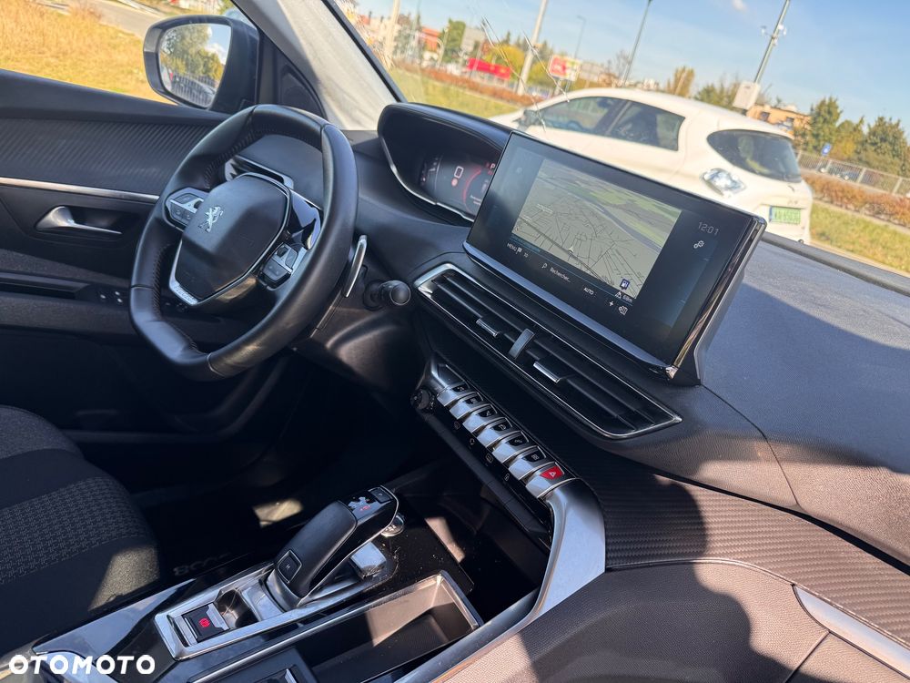 Peugeot 5008 1.2 PureTech Active Pack S&S EAT8 - 28
