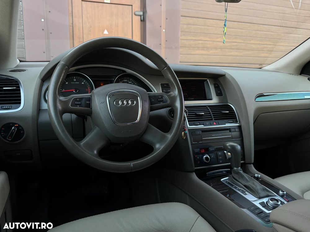 Audi Q7 - 17