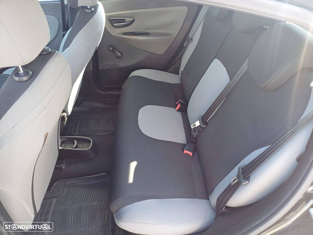 Lancia Ypsilon 1.2 S&S Fashion - 10