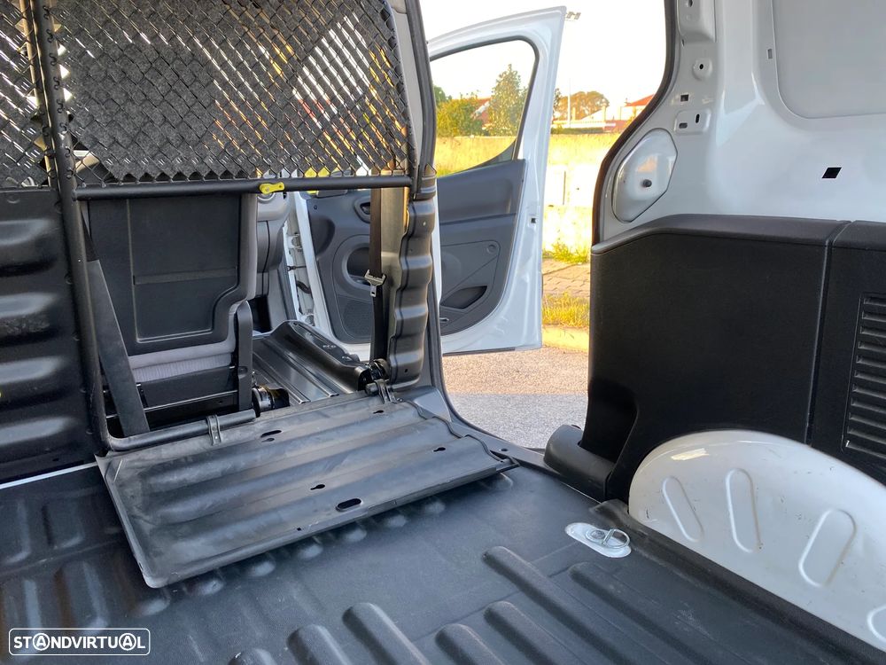 Peugeot PARTNER - 12