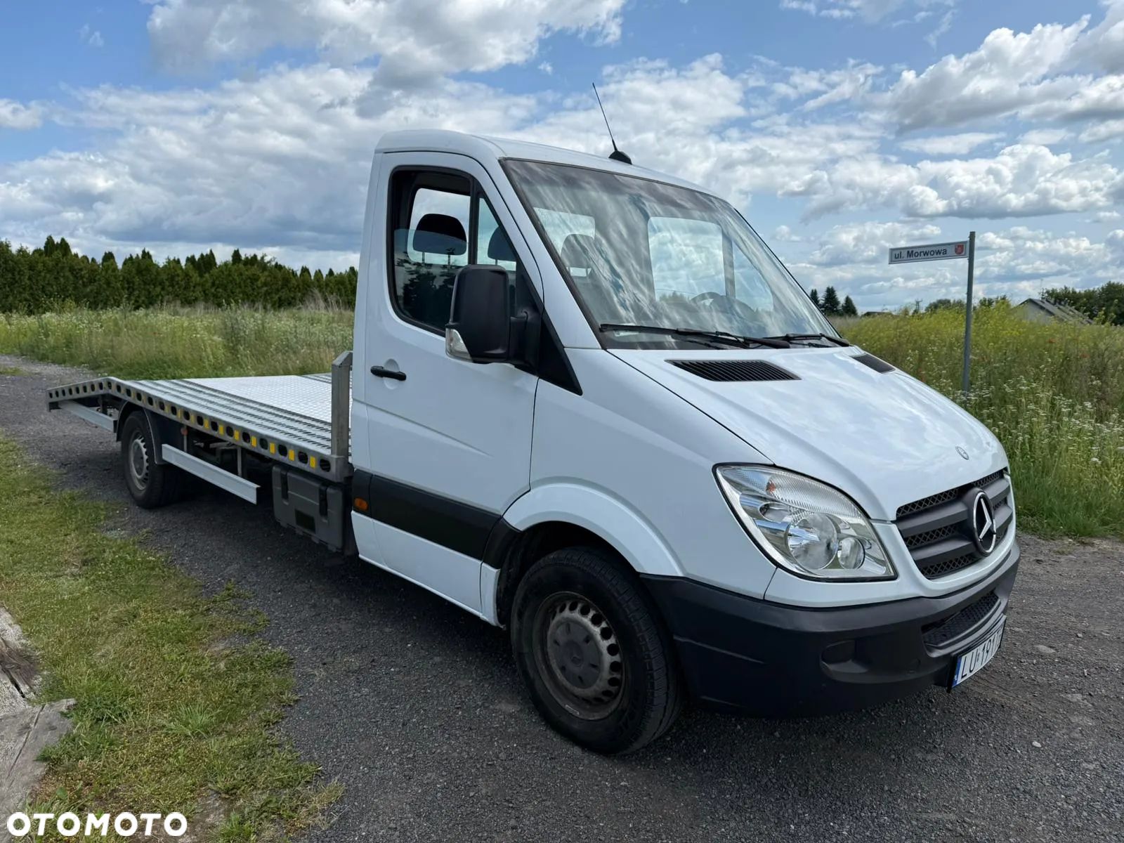 Mercedes-Benz Sprinter - 1
