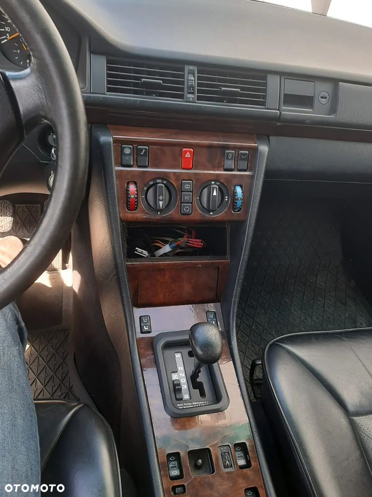 Mercedes-Benz W124 (1984-1993) - 7