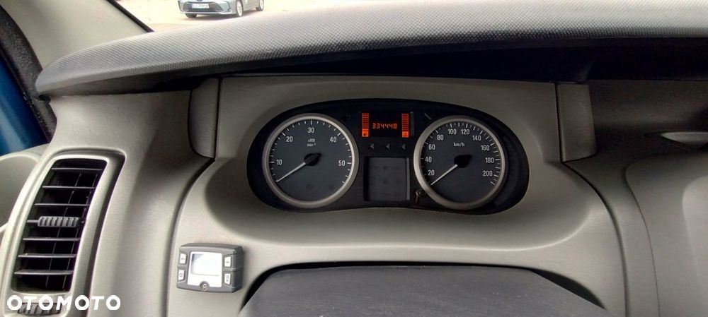 Opel Vivaro - 5