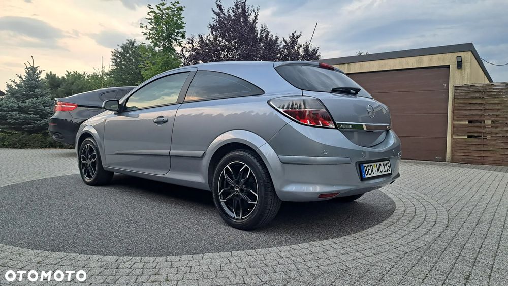 Opel Astra 1.6 - 5