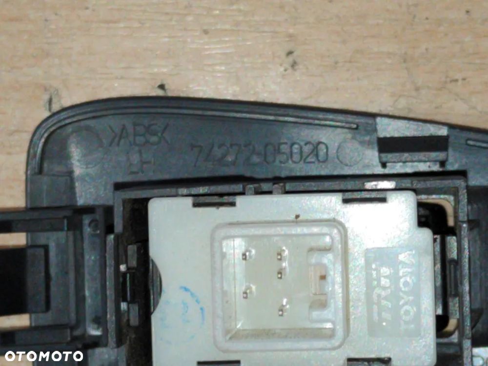 Panel szyby lewy tył Toyota Avensis T25 7427205020 - 3