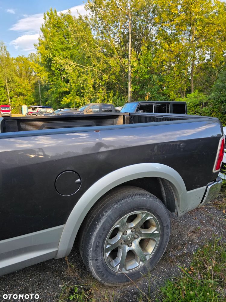 Dodge RAM 1500 5.7 4x4 - 5