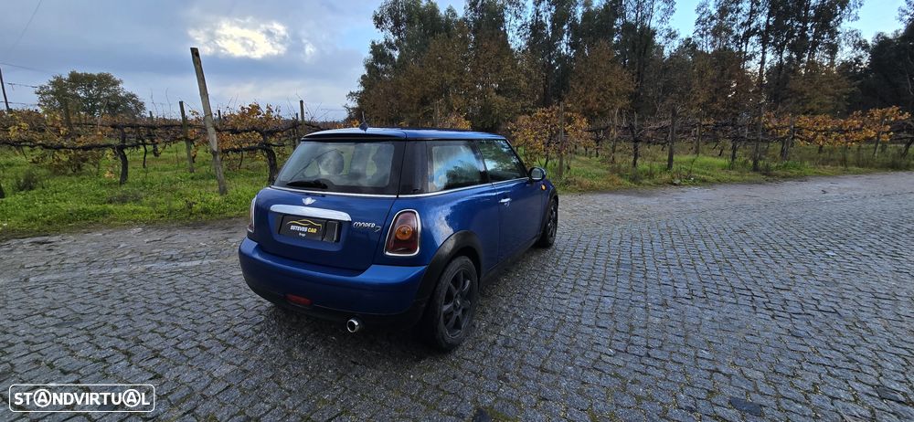 MINI 3 Portas One D - 4