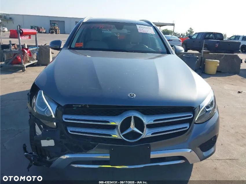 Mercedes-Benz GLC - 2