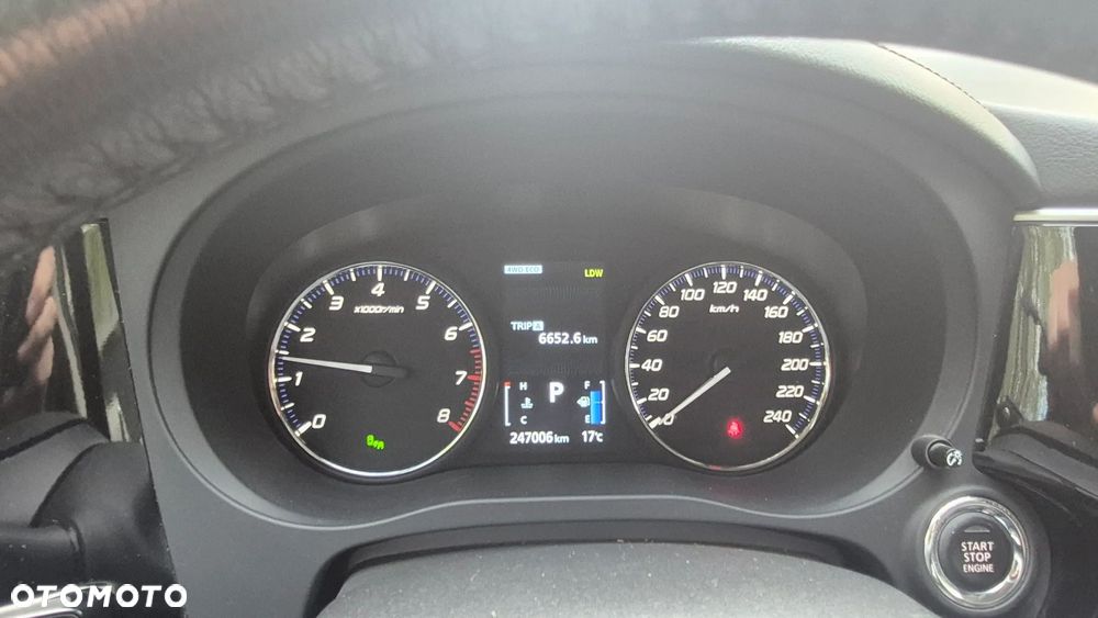 Mitsubishi Outlander 2.0 Instyle Navi 4WD CVT - 9