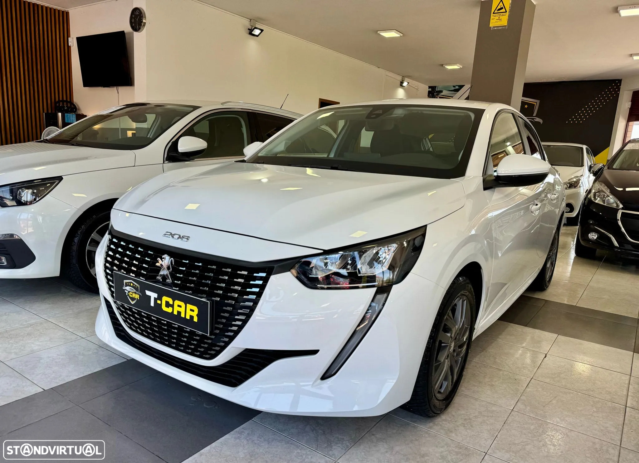 Peugeot 208 1.2 PureTech Active Pack - 18