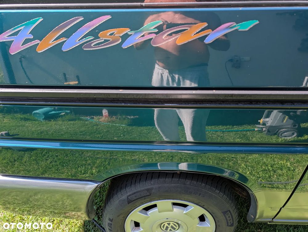Volkswagen Multivan - 4