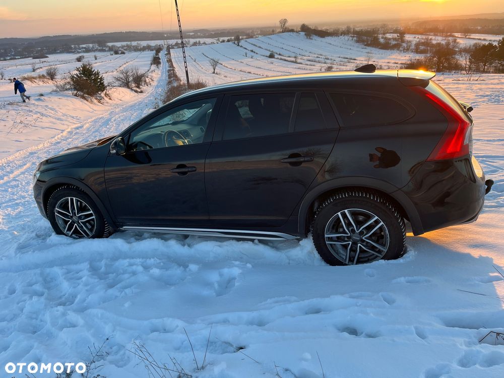 Volvo V60 T5 Drive-E Momentum - 12