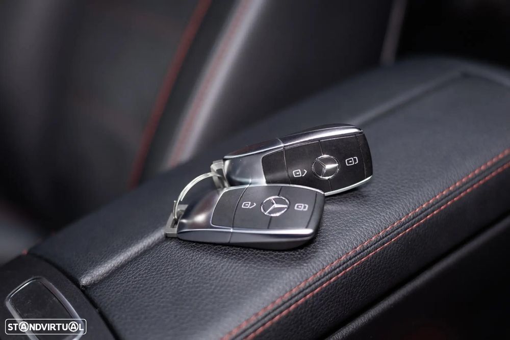Mercedes-Benz A 250 e 8G-DCT AMG Line Advanced - 42