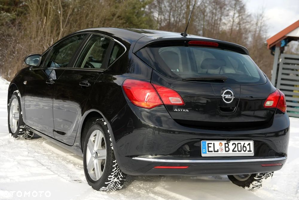 Opel Astra 1.6 Edition Sport - 6